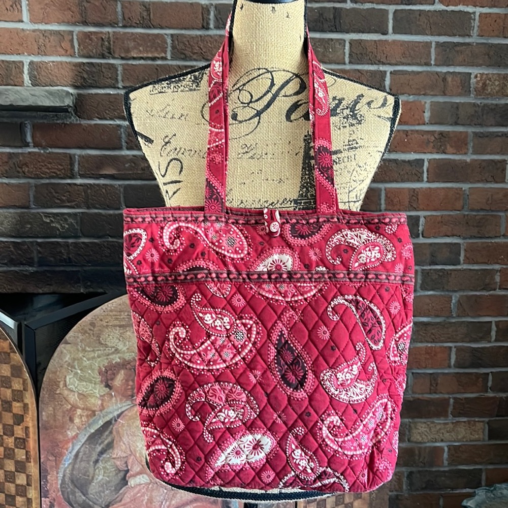 VERA BRADLEY retired bandana button closure…